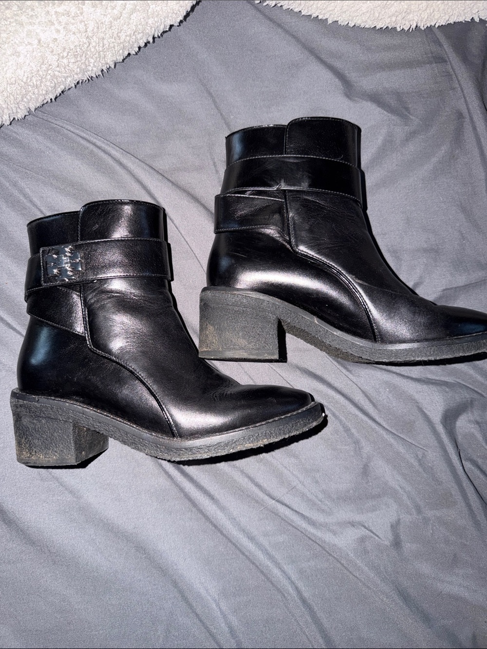 TORY BURCH Women's Kira Block Heel Booties In Perfect Black Size 5 - Picture 7 of 12